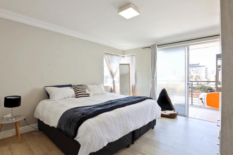 2 Bedroom Property for Sale in Bloubergstrand Western Cape